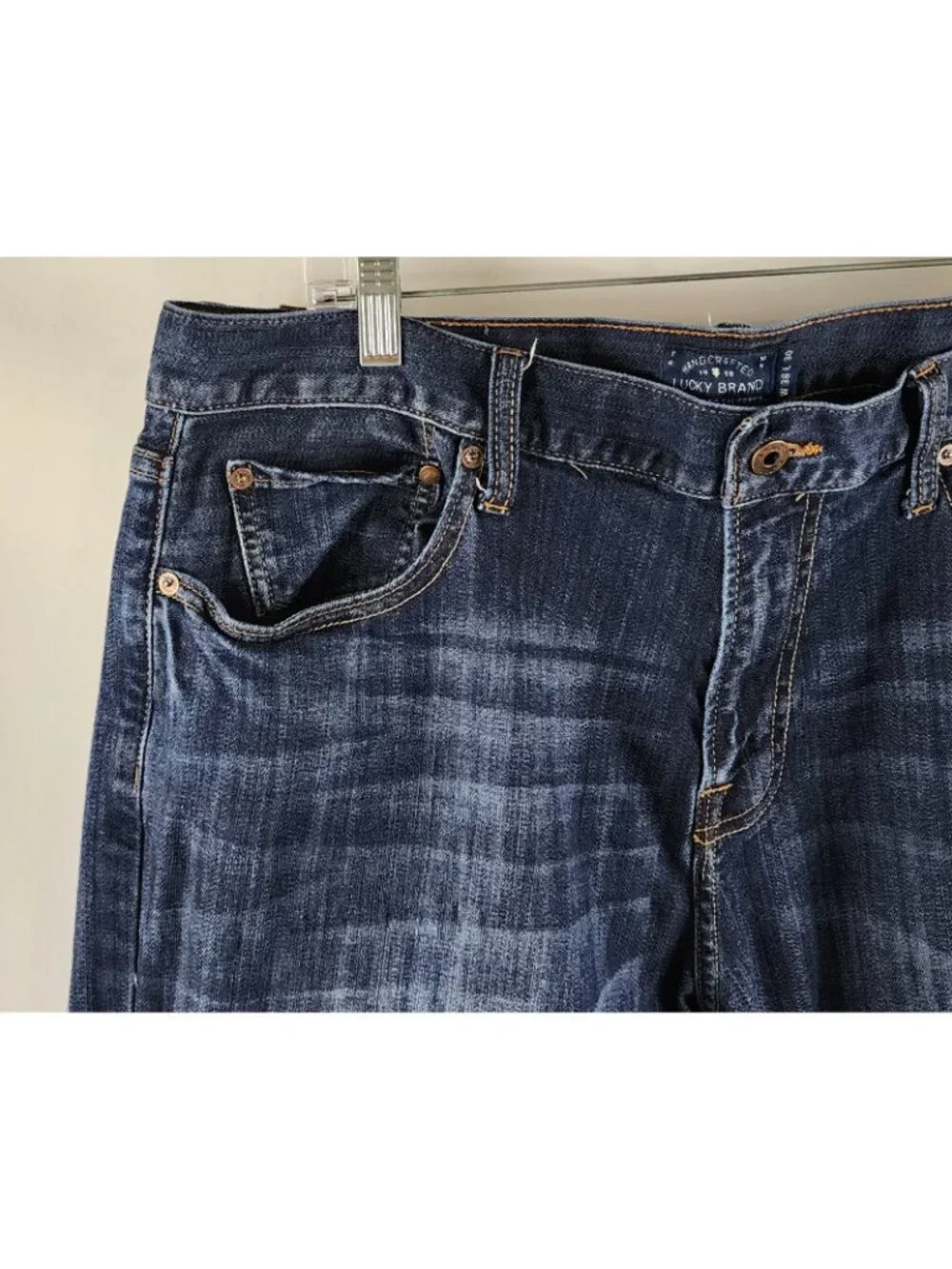 Lucky Brand Jeans Men 38x30 Blue 221 Original Straight Denim